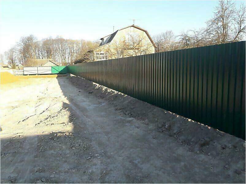 Забор, ворота, калитка из зеленого профлиста 150м фото 4 в Старой Руссе