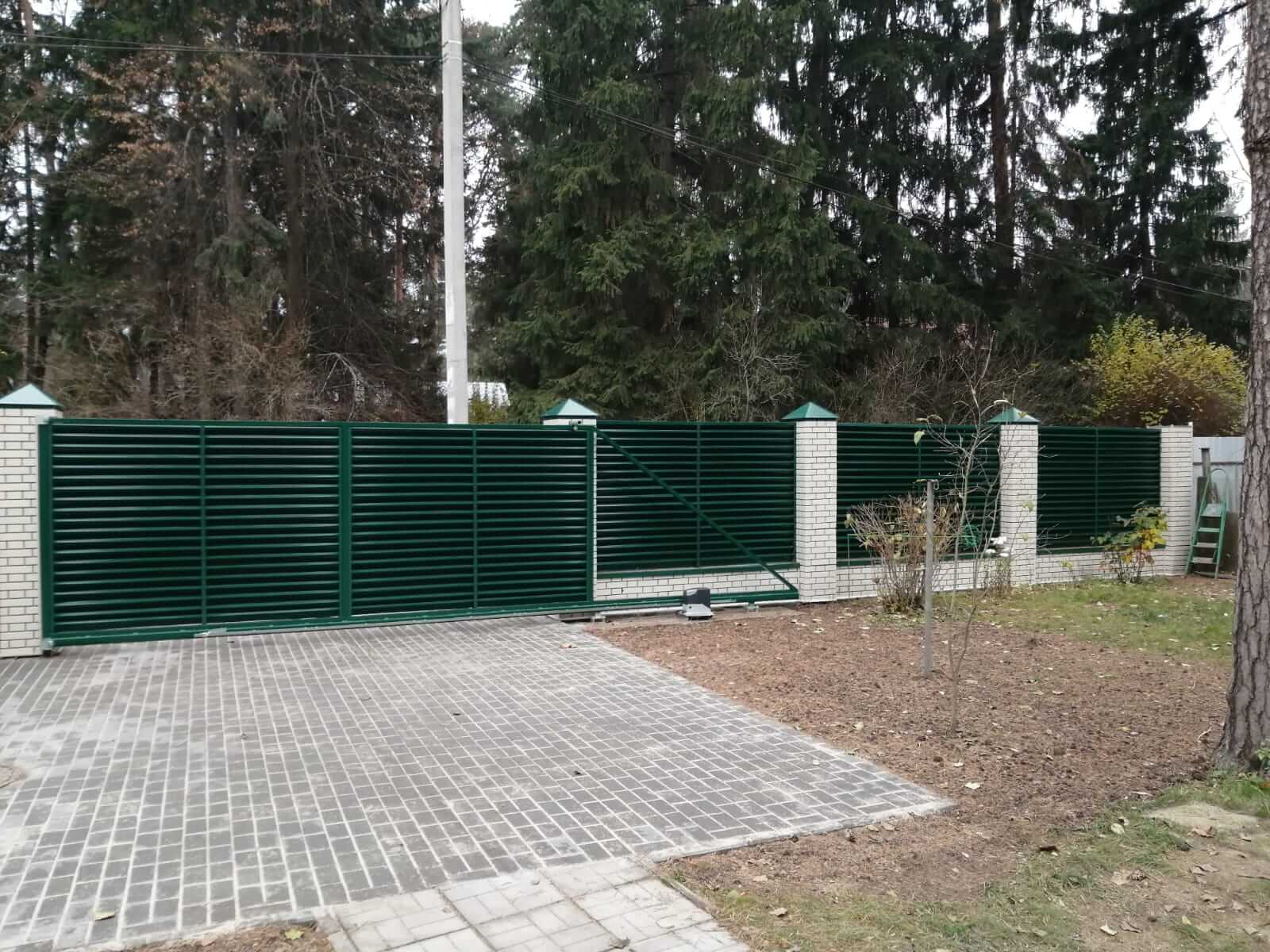 Забор-жалюзи с ламелями ЭКО-Z Зеленый Мох фото5 в Старой Руссе