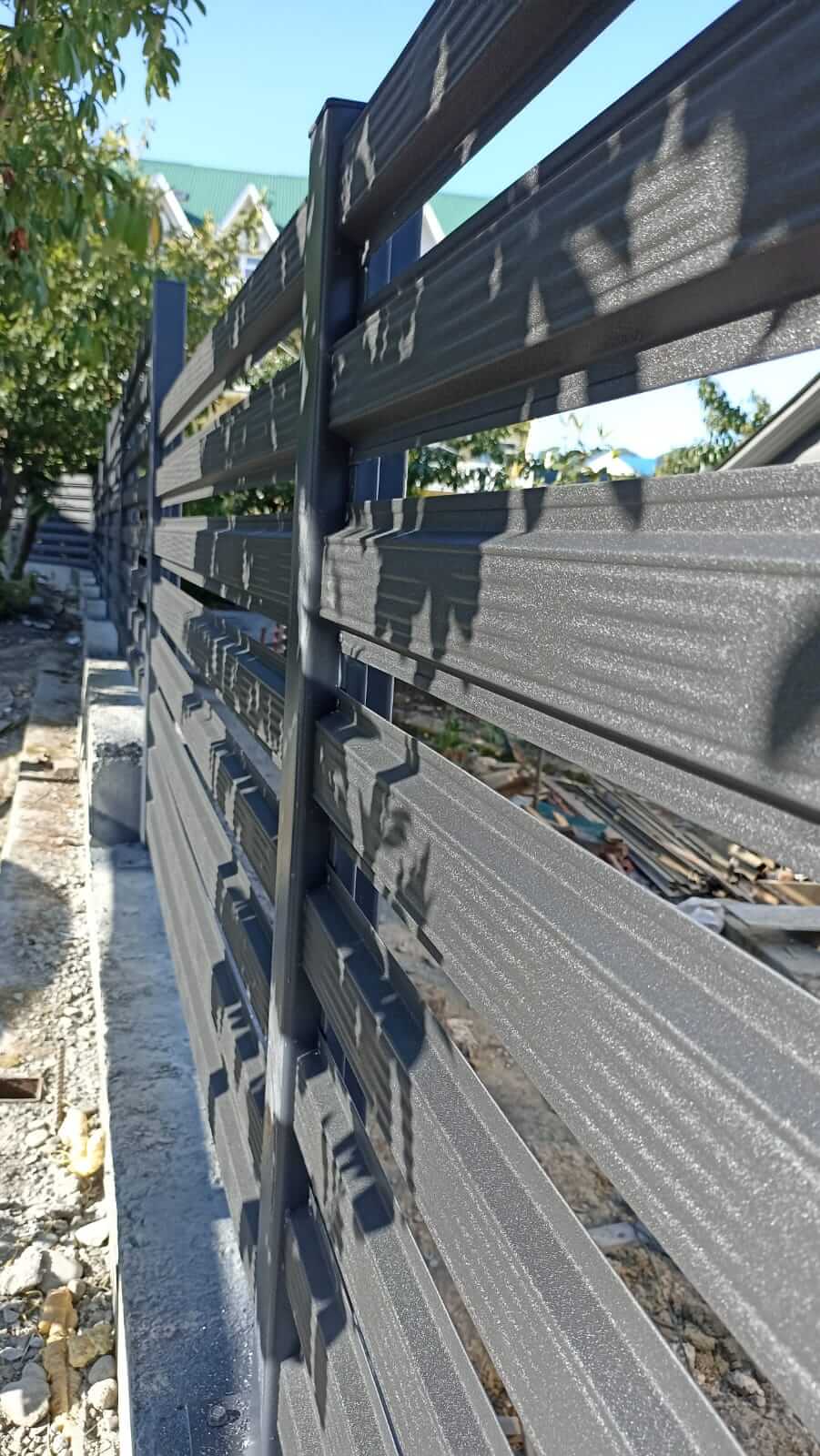 Забор из штакетника 90м RAL7024/7024 Серый Графит фото9 в Старой Руссе