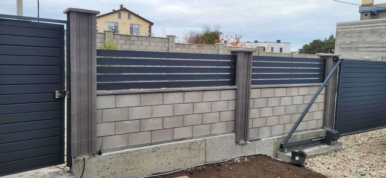 Забор-ранчо из металлопланкена 28м RAL7024 Серый Графит МАТТЕ в Старой Руссе