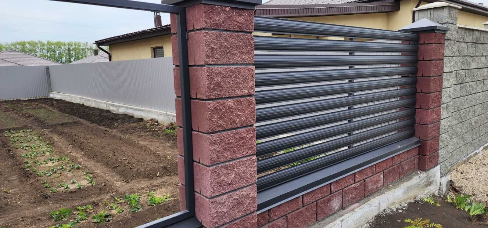 Забор-ранчо из штакетника 21м RAL7024/7024 Серый Графит МАТТЕ фото 7 в Старой Руссе