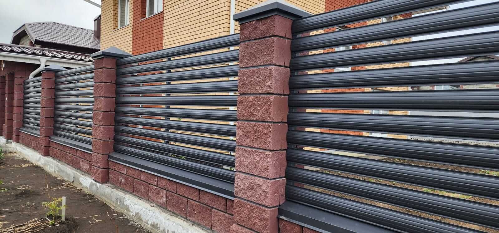 Забор-ранчо из штакетника 21м RAL7024/7024 Серый Графит МАТТЕ двусторонний в Старой Руссе