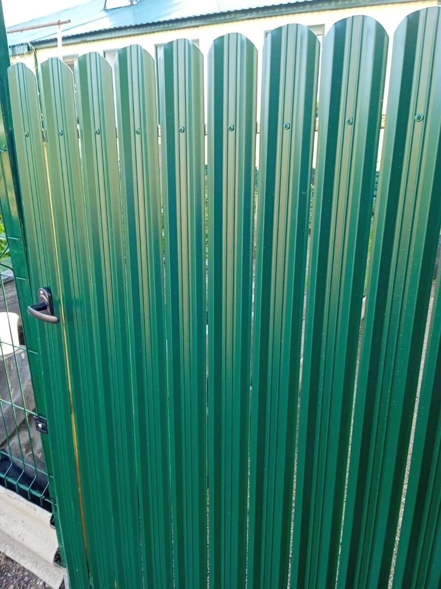 Калитка из штакетника ЭКО-М RAL6005/6005 Зеленый Мох двусторонний фото 2 в Старой Руссе